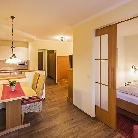 2-room With Mountain View * Roßhaupten